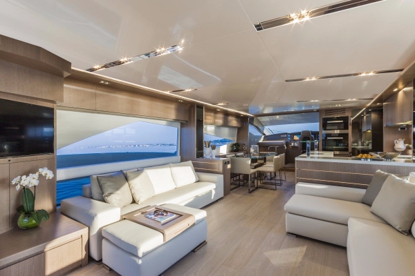 YIHONG YACHTS