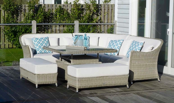 Bramblecrest Garden Furniture