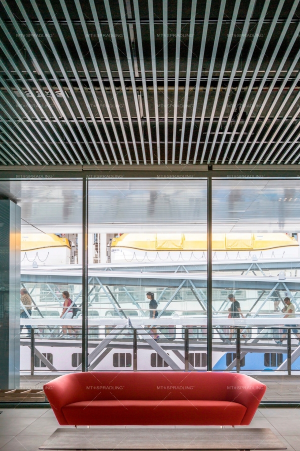 Carnival Corporation＆plc｜嘉年華公司Helix郵輪中心