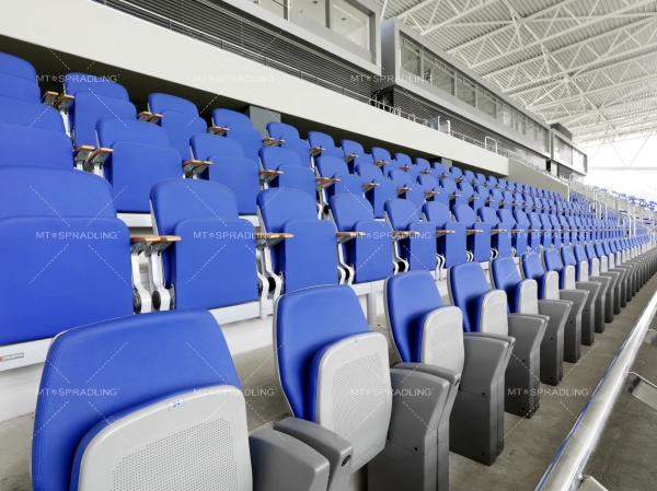 Estadio Cornellà El Prat  ｜ 皇家西班牙人隊俱樂部球場