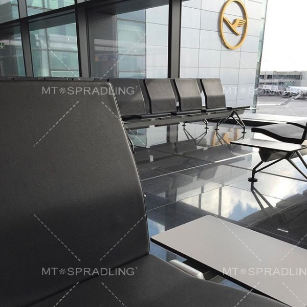 Frankfurt Airport | 法蘭克福機場候機椅