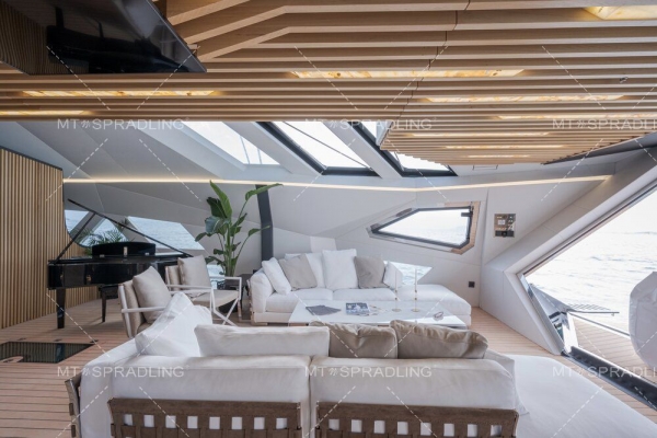 Hanstaiger?Trimaran X1